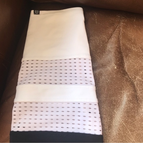 Onzie Flow High Waist Leggings‎ L EUC - Picture 4 of 7